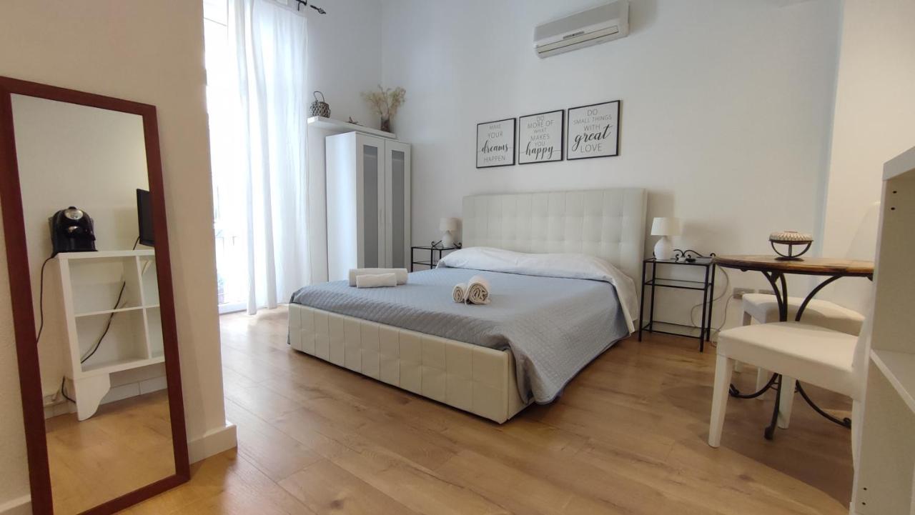 Living Cagliari Bed & Breakfast Exterior photo